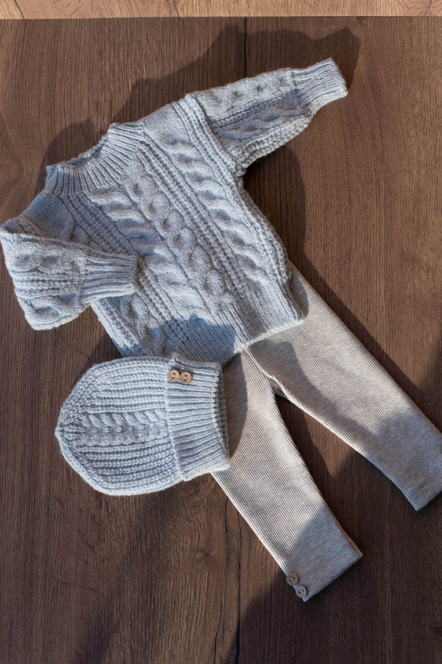 Ensemble pull pantalon et bonnet bébé Axel bleu