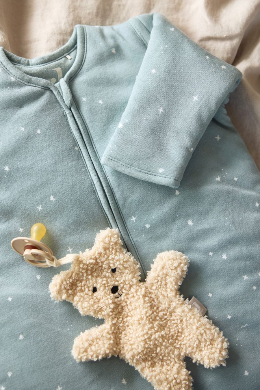 Attache tétine petit ours