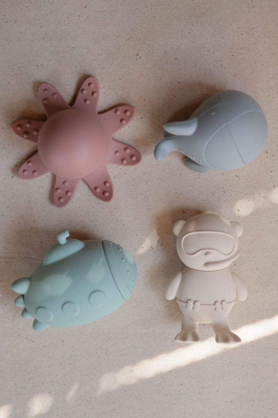 Set de 4 jouets de bain en silicone la vie marine