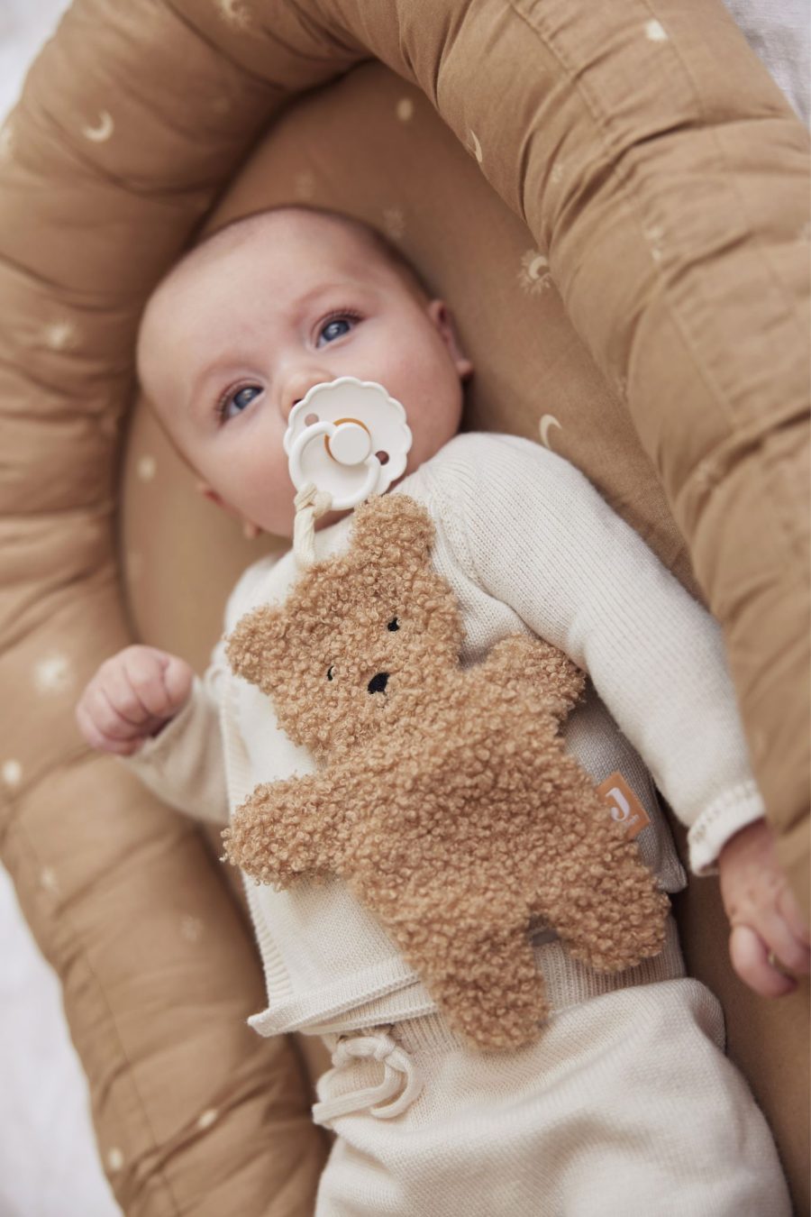 Attache tétine petit ours camel